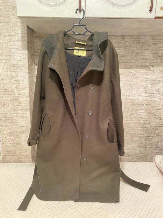 Продаю пальто женский