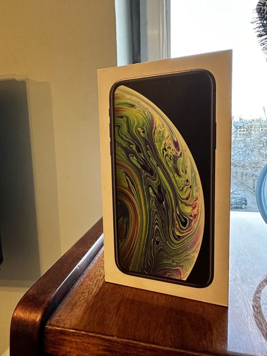 Продам Iphone XS 256 gb