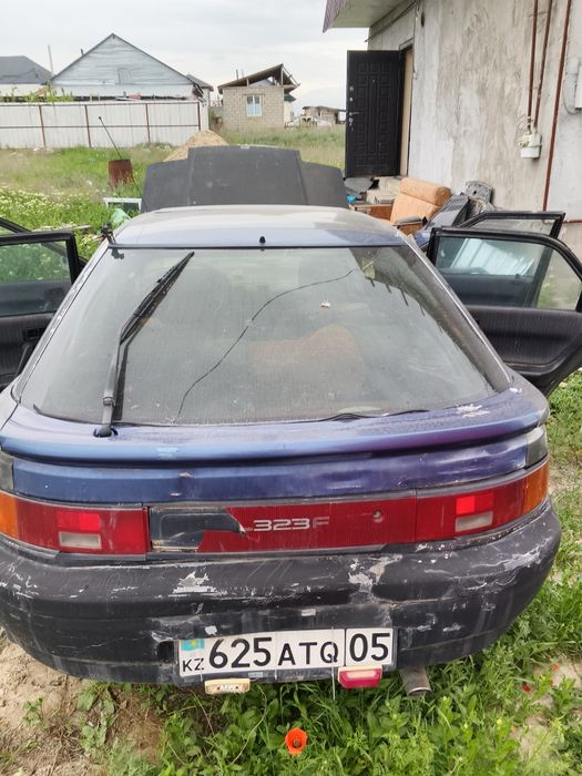 Продам мазду 323
