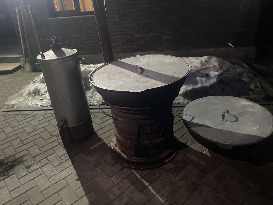 Продам казан, ошак, титан