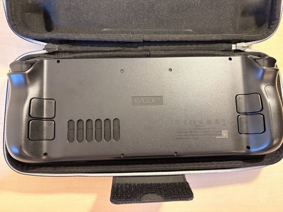 Steam Deck OLED 1TB SSD – Ca Nou, Baterie 100%, Stare Impecabilă
