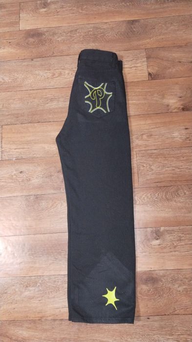 Молодёжная модная одежда