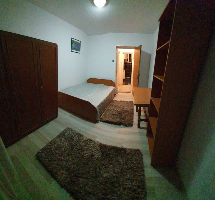 Inchiriere 2 camere semidecomandate, 300 Euro
