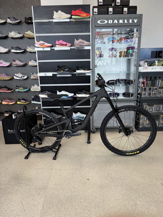 Santa cruz bronson Carbon AXS