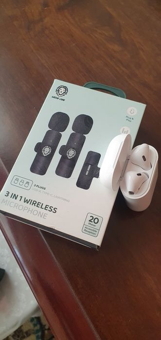 Mikrafon va airpods sotiladi