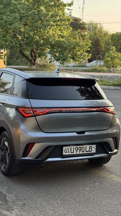 BYD Dolphin 2023 — 3