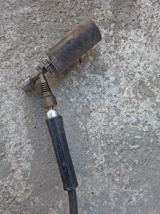 Газова горелка с вентил