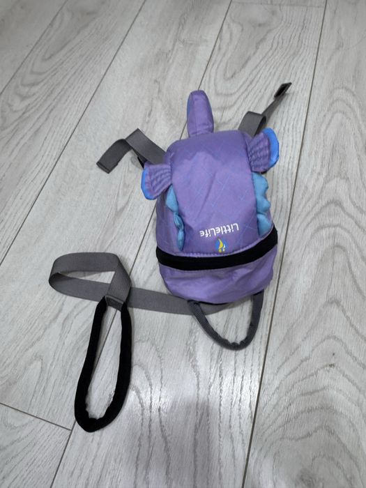 Детский рюкзак с поводком