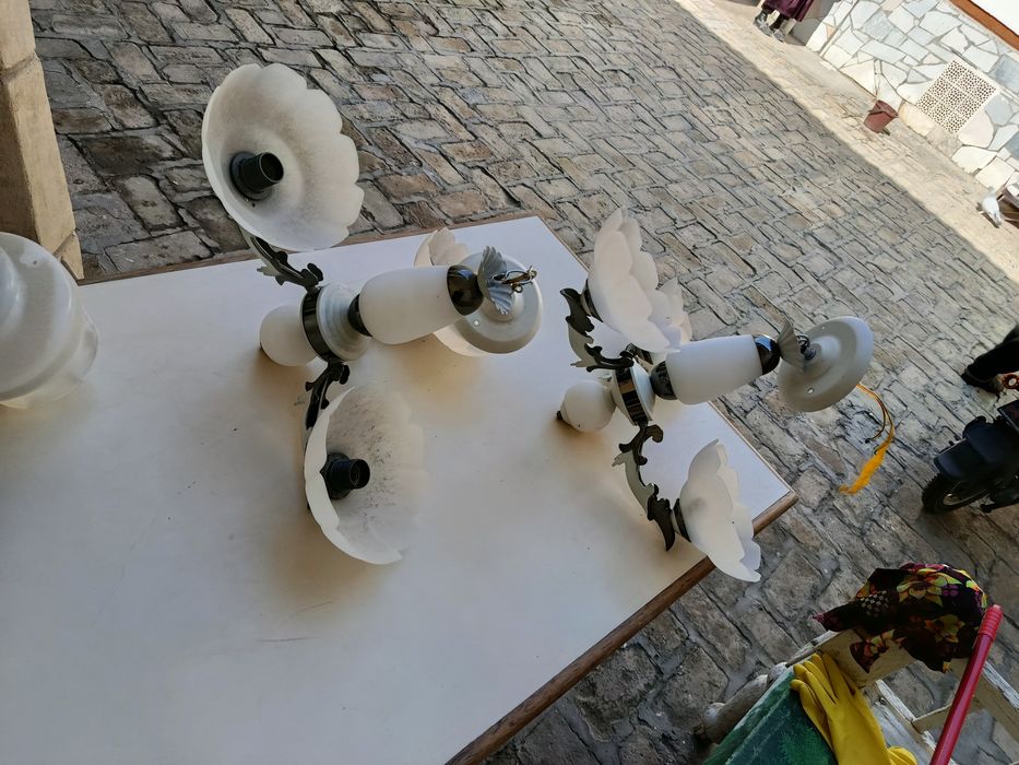 Продаются люстры в отличном состоянии