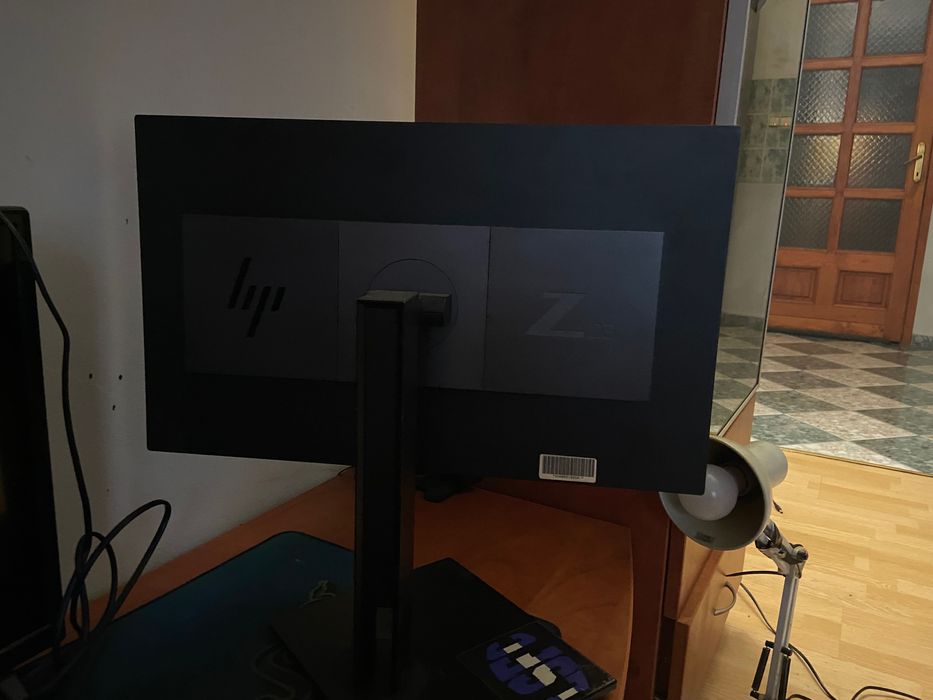 Продавам монитор и телевизор