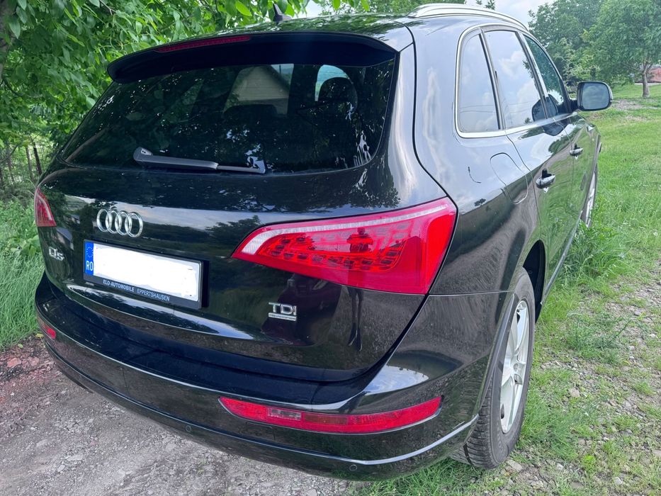 Audi Q5 2.0 TDI – 2011 – 203.000 km 143 cp pret in eur