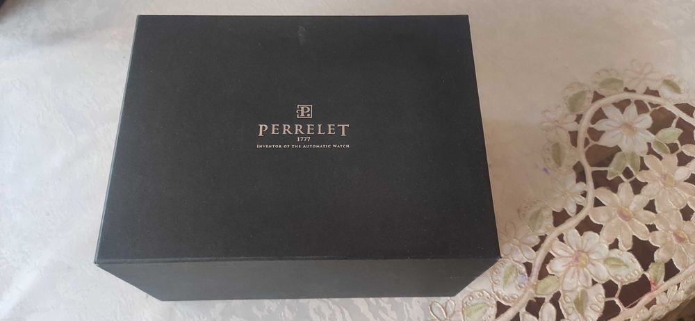 Швейцарские часы Perrelet