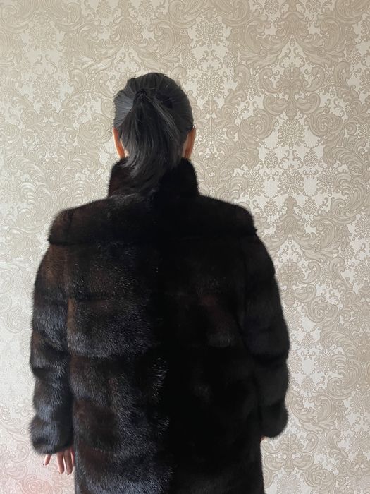 Продам норковую шубу!