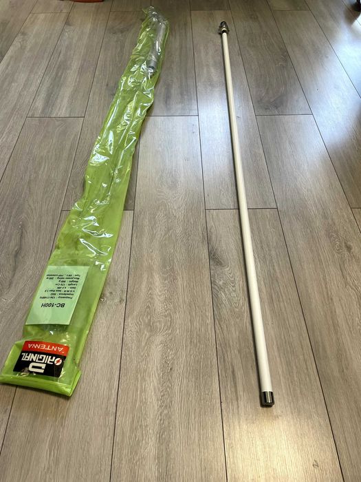 Вертикална антена BC-100H нова.