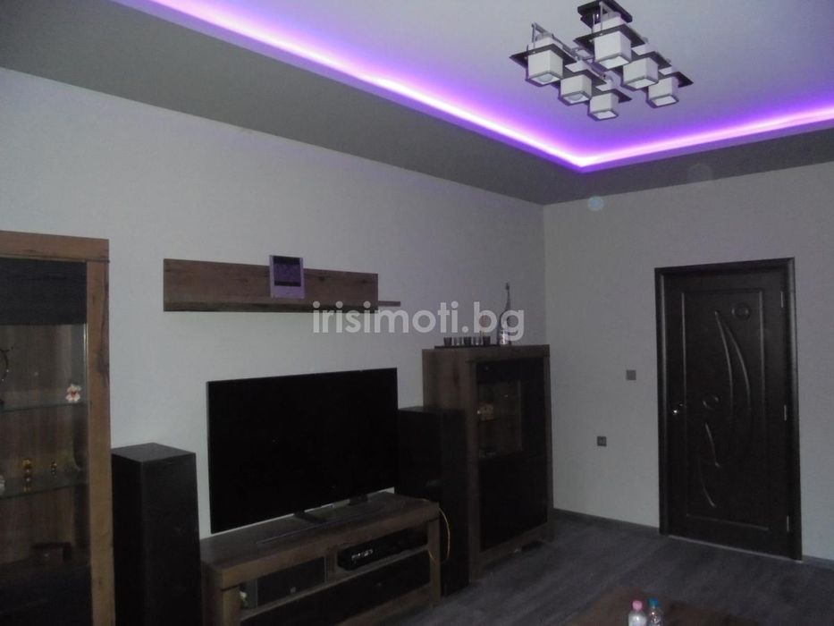 Продава се Къща в София, Княжево - 400 кв.м за 1238 €/кв.м - Снимка #2