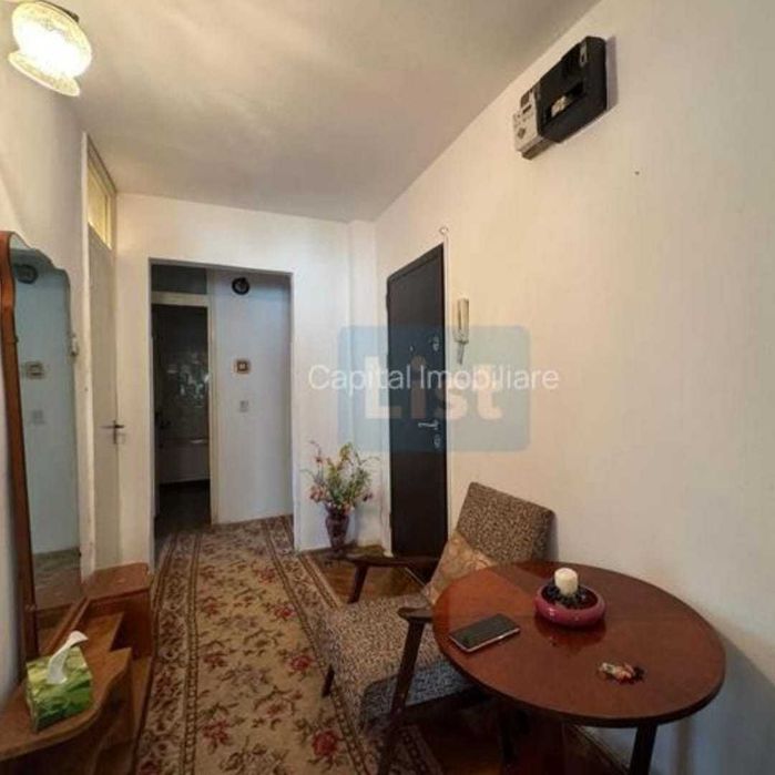 Vând apartament pe strada Godeanu in Cluj napoca