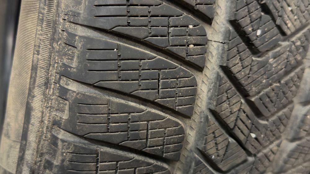 Set 4 anvelope iarna Pirelli Scorpion Winter 275/55 R19 111H MO