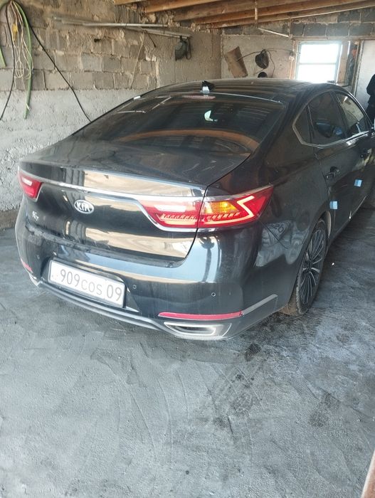 Продам машину Кия