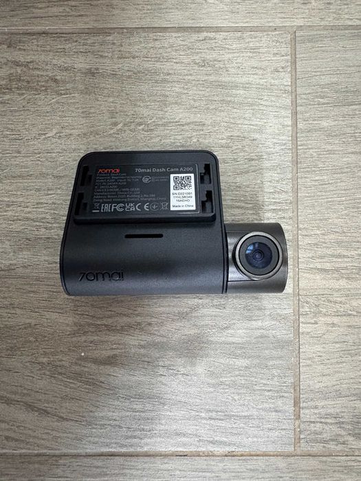 Camera auto DVR Xiaomi 70mai Dash Cam A200 noua + card 8 gb. inclus