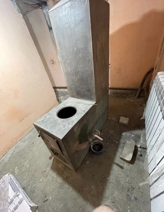 Продам печку с баком