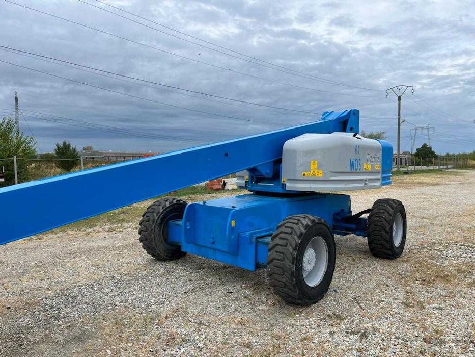 Vand inchiriez nacela diesel 4x4 cu brat 28 m Genie S85 - Haulotte Jlg