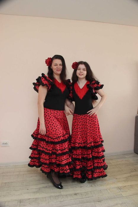 Испанские платья мама дочка