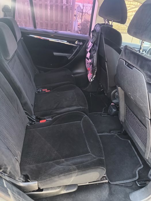 Vând Citroen C4 grand picasso