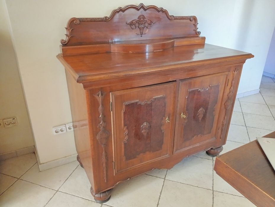 Старинни бюфети от 1915