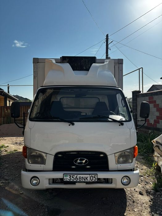 Hyundai Mighty 2013