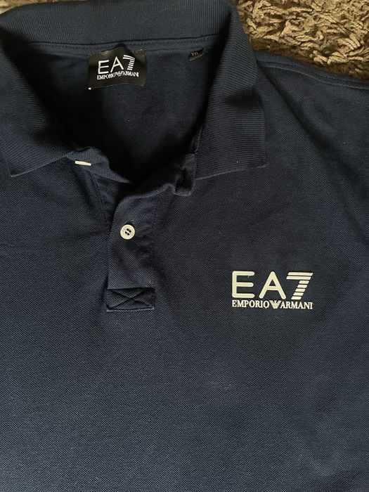 Продам оригинальное поло Emporio Armani EA7