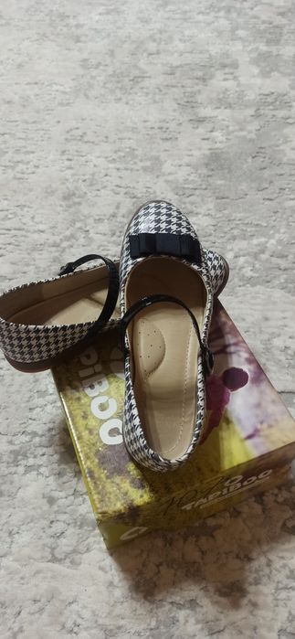 Продам балетки для девочки