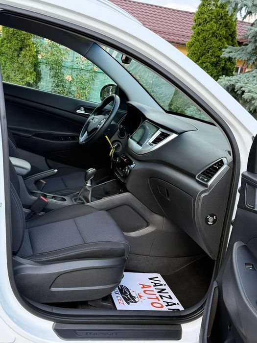 Hyundai Tucson 1.7CRDI/Euro6/Navi/LED/Clima/Jante R17