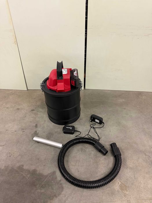 R20 Прахосмукачка за пепел Li-ion 15L 1x2Ah/	Прахосмукачка за пепел 1200W 30L RD-WC03