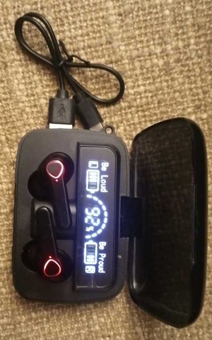 Vand Casti in-ear fara fir ,conectare bluetooth