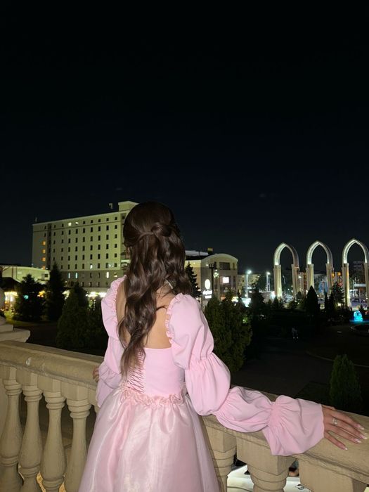 Продам вечернее платье на выпускной