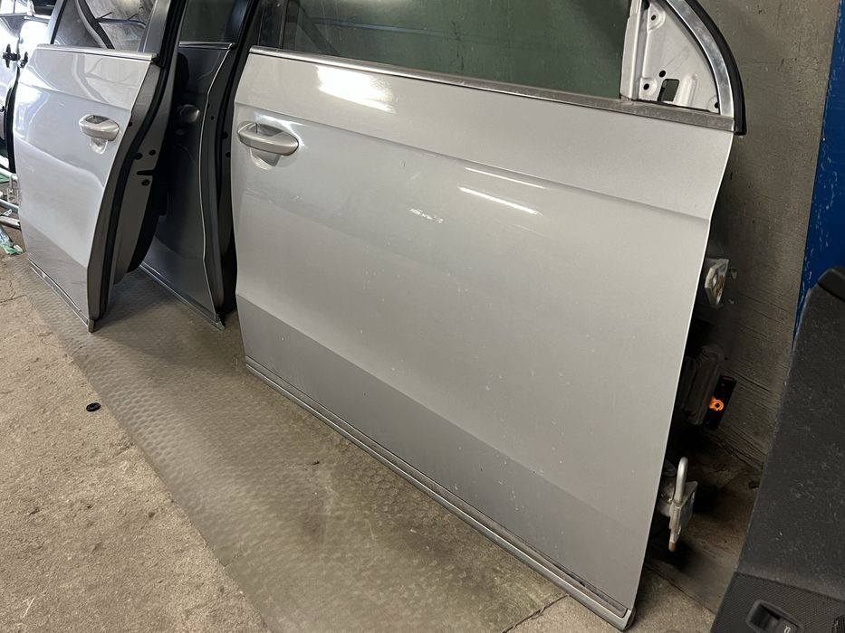 Врати за VW Passat B7 LA7W