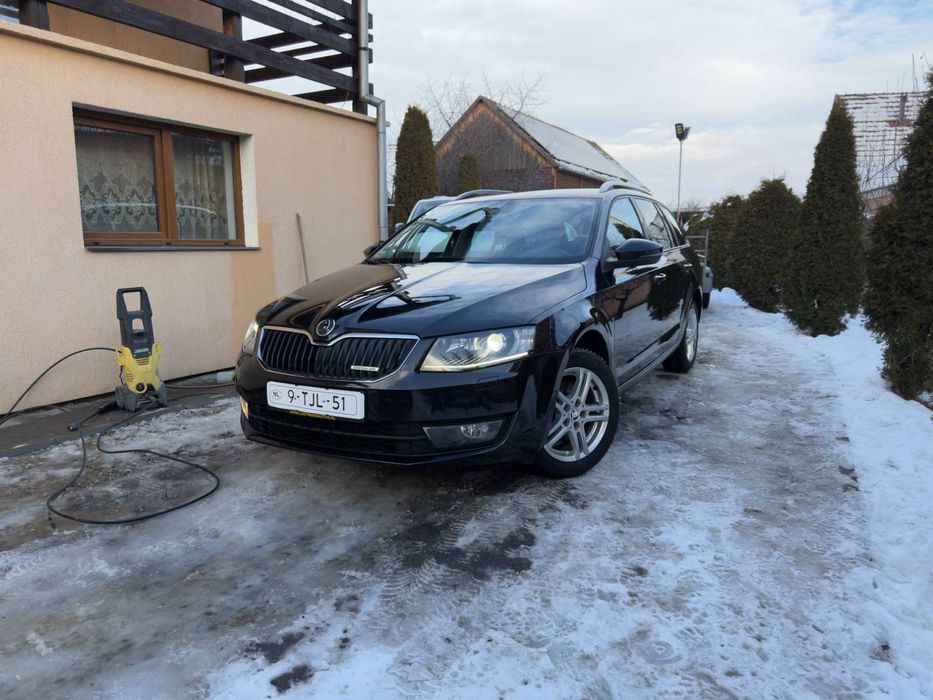 Skoda Octavia III 1.6 TDI 110 cp Greenline Euro 5 2014 - Multe Dotări