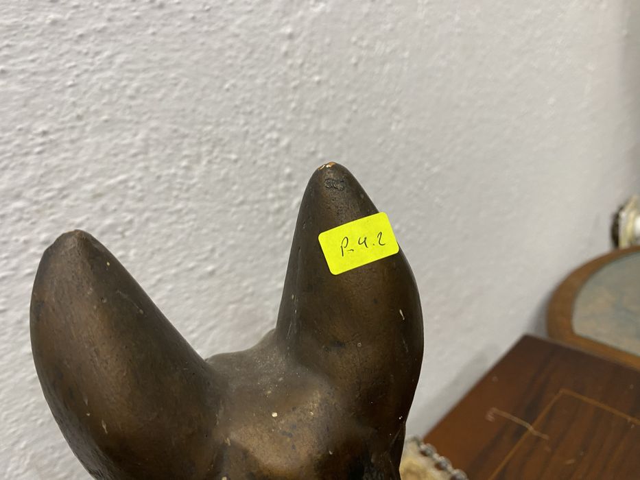 Голяма немска фигура куче - немска овчарка