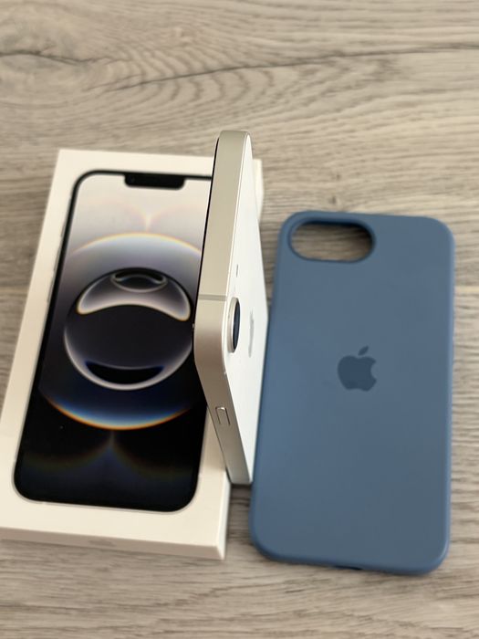 Продам iPhone 16E