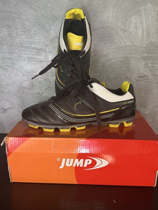 Бутонки за фурбол Jump Нови**размер 42