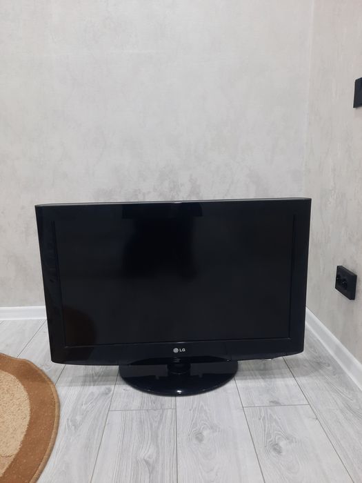 Продам LG телевизор
