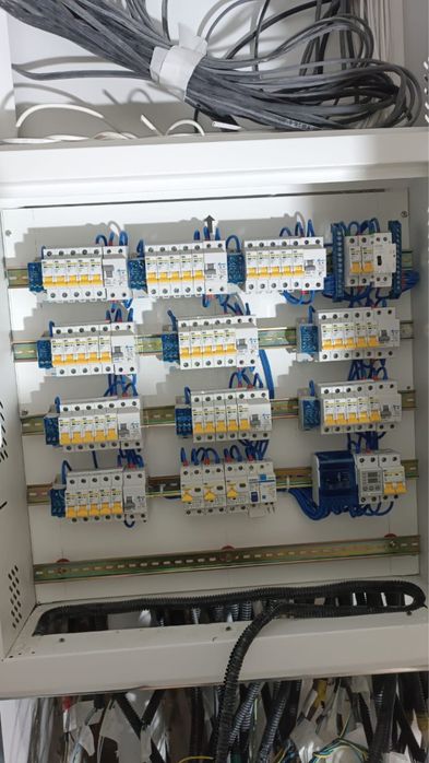 ЭЛЕКТРИК, Электромонтаж под ключ