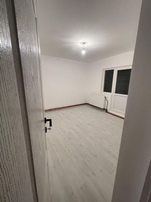 Apartament în Tomești