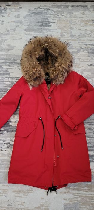 Продам парку натуралка