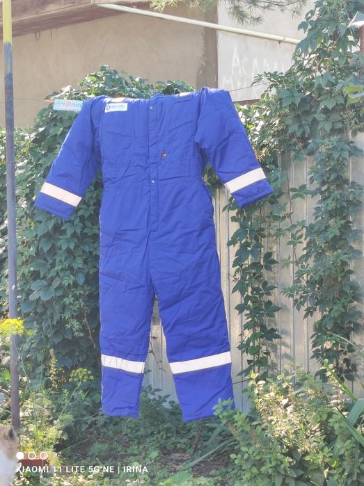 Продам рабочий комбинезон