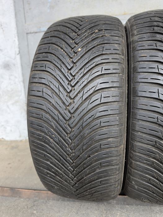 2 бр. всесезонни гуми 225/50/18 Maxxis DOT 2522 5,5 mm