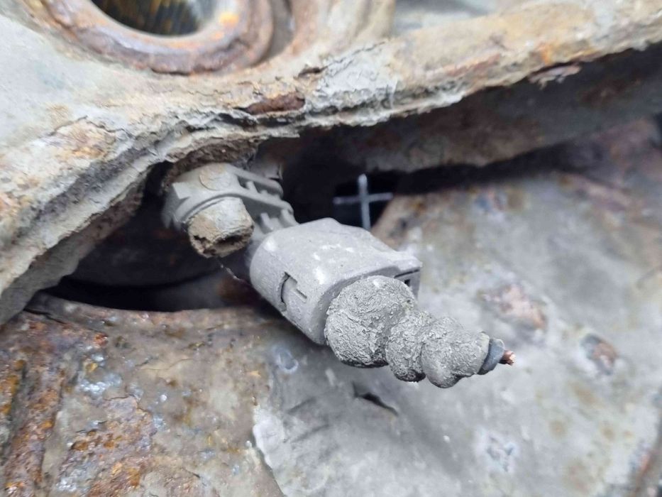 Fuzeta fata dreapta Volkswagen Touareg (7LA, 7L6) [Fabr 2003-2010] 7L6