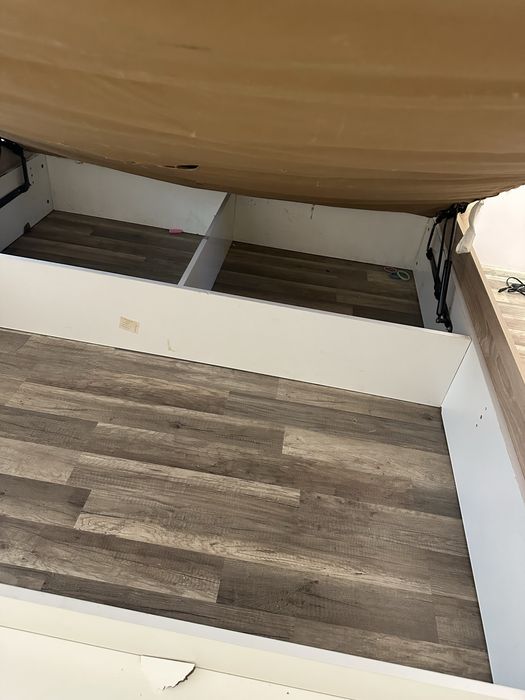 Спалня с повдигащ механизъм 160/200