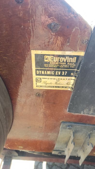 Надуваема лодка 3.70 с регистриран колесар и Ел. котва