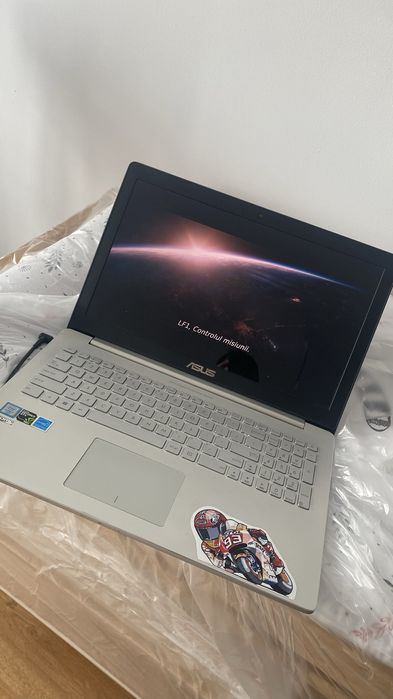 Laptop ASUS Zenbook i7